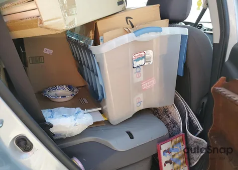 2007 Toyota Corolla Matrix Xr from USA, damaged, VIN 2T1KR32E87C682909